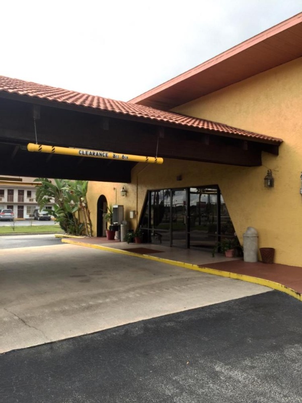 Red Carpet Inn Kissimmee image 13