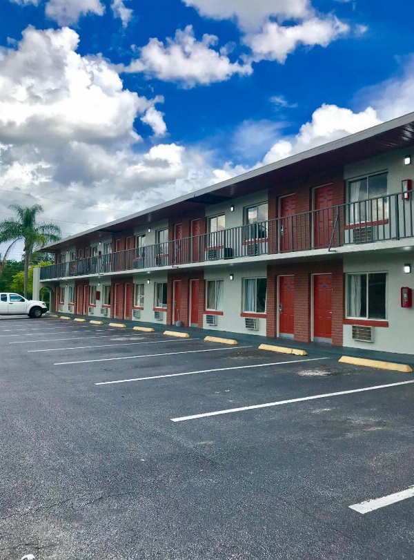 Red Carpet Inn Kissimmee image 2