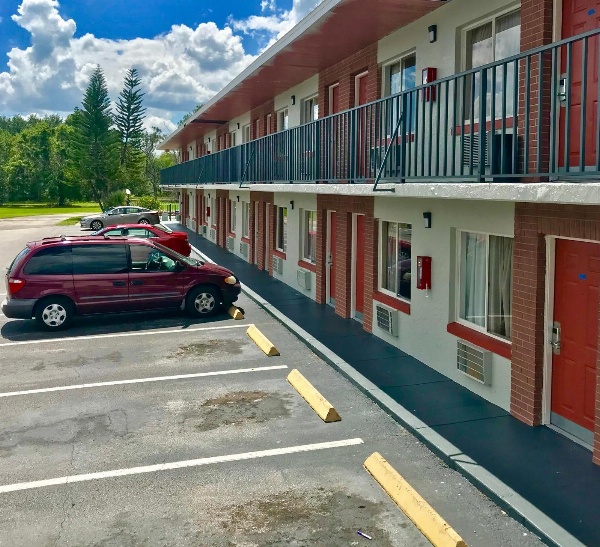 Red Carpet Inn Kissimmee image 5